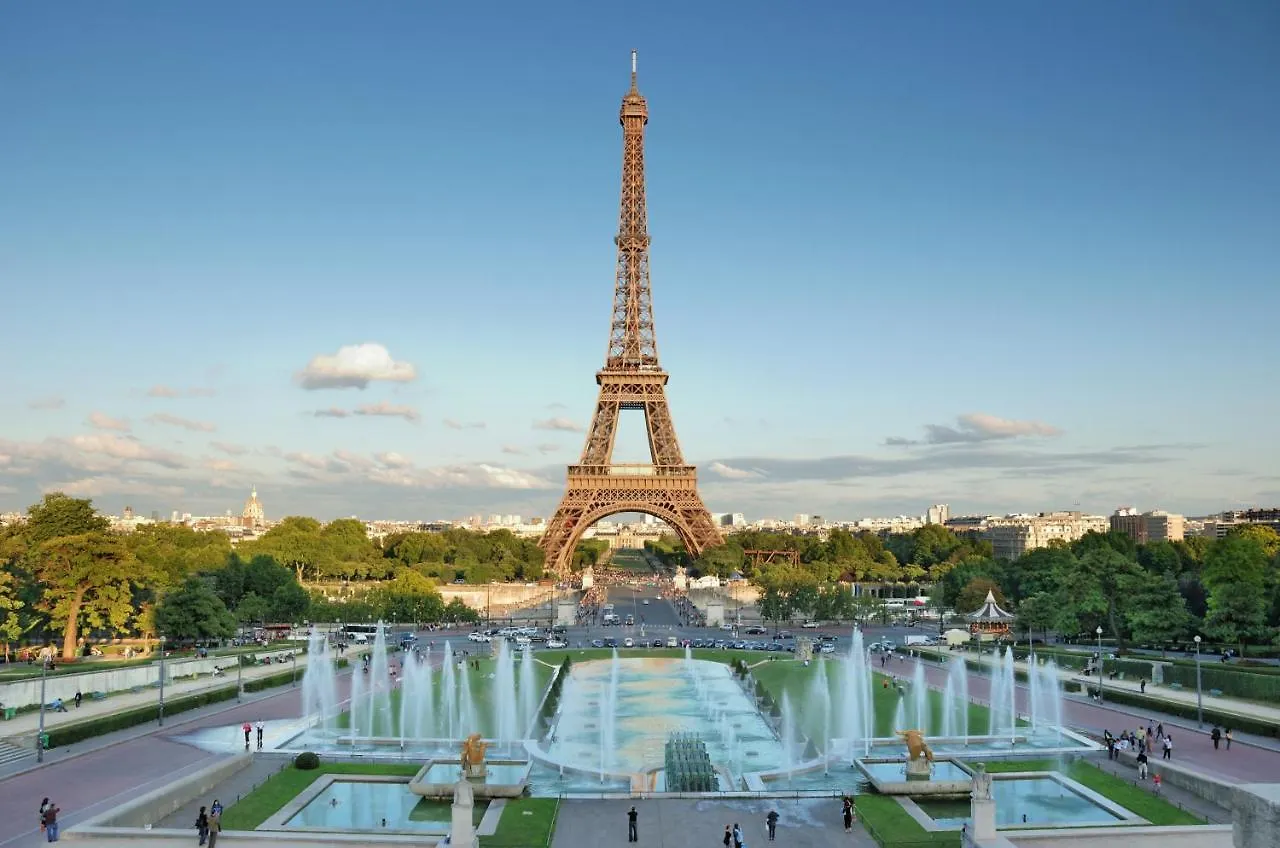The Green Loft - Eiffel Tower - Paris 15 Apartment